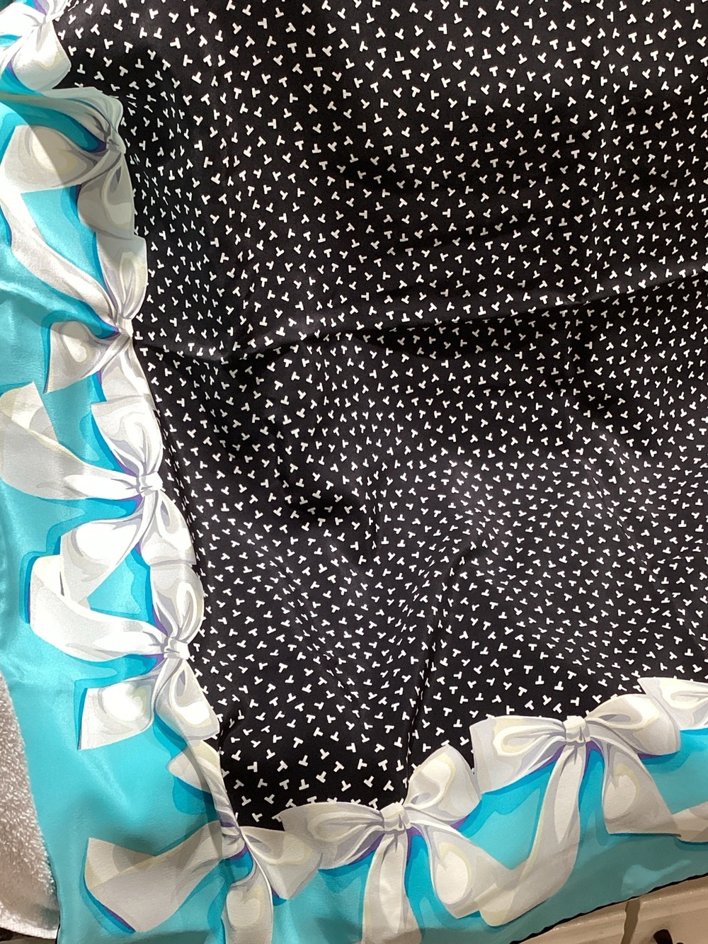 Tiffany & Co. Black Heart Print Scarf with Tiffany Blue Ribbon Border - Picture 6 of 10